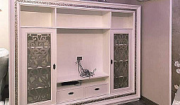 КАБИНЕТЫ И ВИТРИНЫ