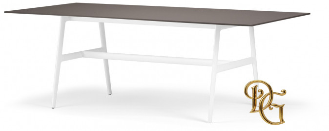 Стол обеденный Seax