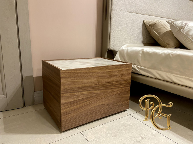 Тумбочка Pool Due