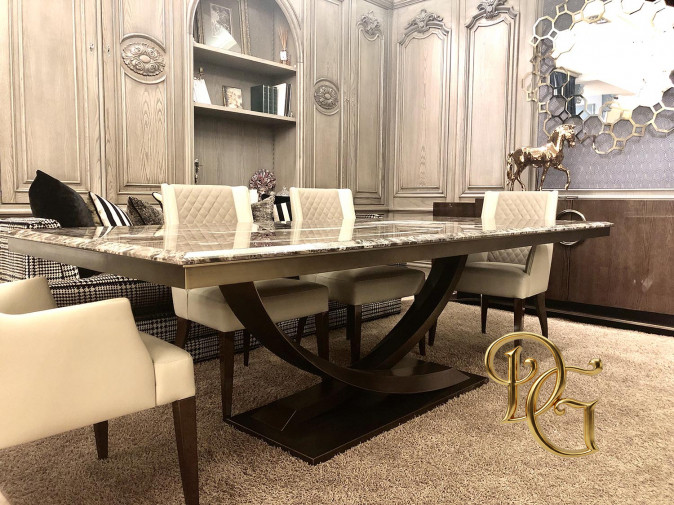 Стол обеденный Haussman