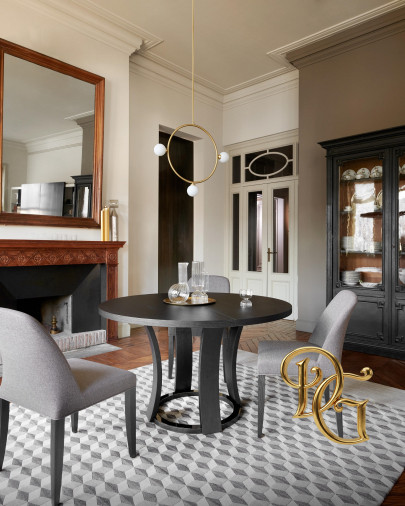 Стол обеденный Grace