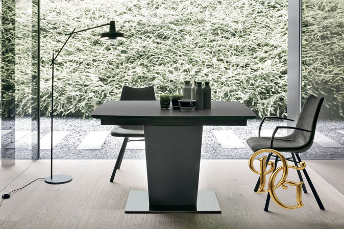 Стол обеденный Copernico