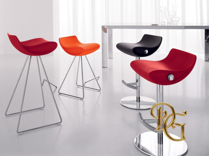 Барный стул Momo Swivel