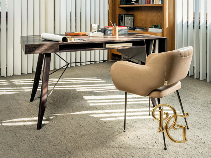 Стул Miss Malice