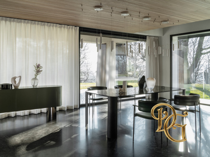 Стол обеденный Riviera Black