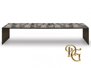 Стол обеденный Linha Dining