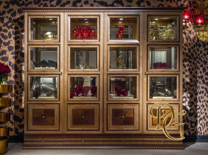 Витрина Quadrotti Ve43