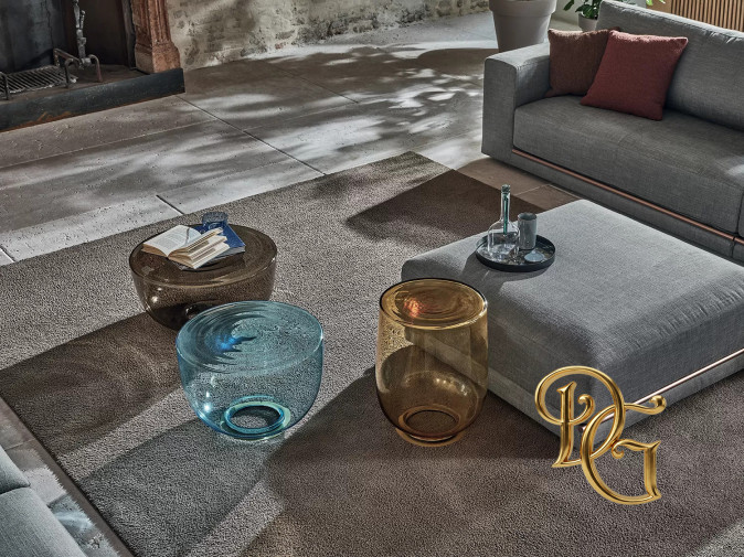 Столик журнальный H2o