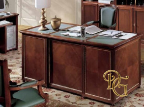Стол письменный 9690