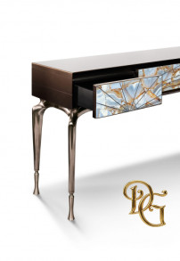 Консоль Aurora