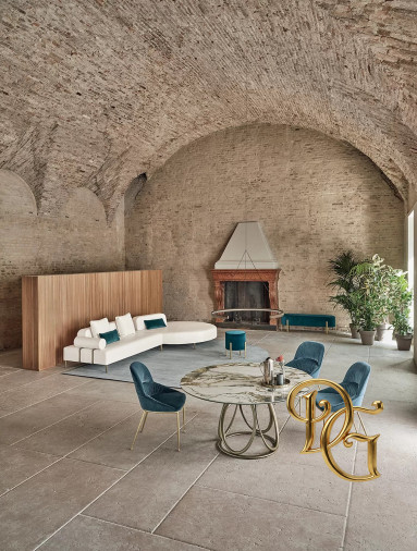 Стол обеденный Louis Rotondo