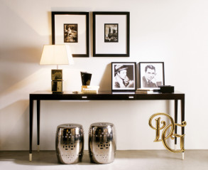 Консоль Zoe Brown