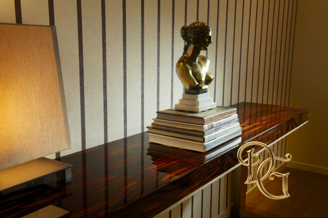 Консоль Kelly