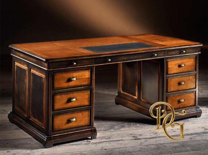 Стол письменный Va840/3