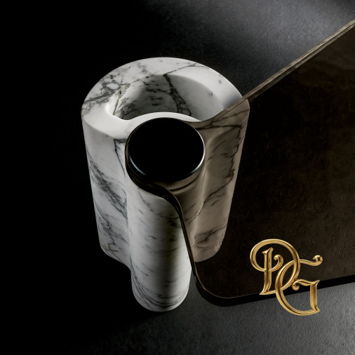 Столик журнальный Plynto