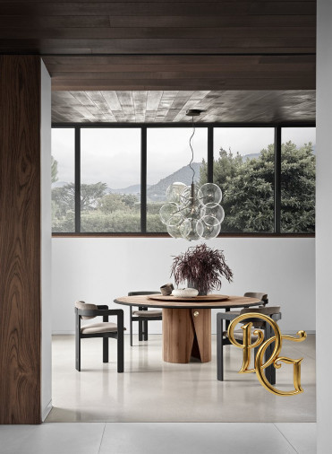 Стол обеденный Manto