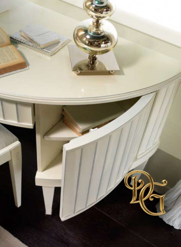 Стол письменный F883