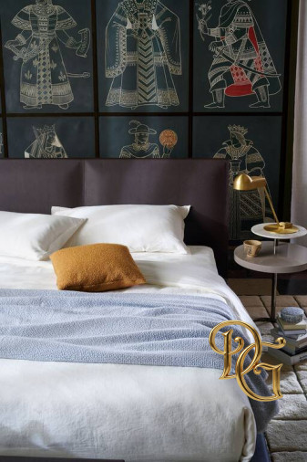 Столик журнальный Acute L42