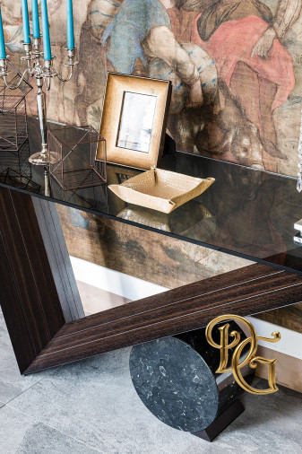 Консоль Valentino Modern