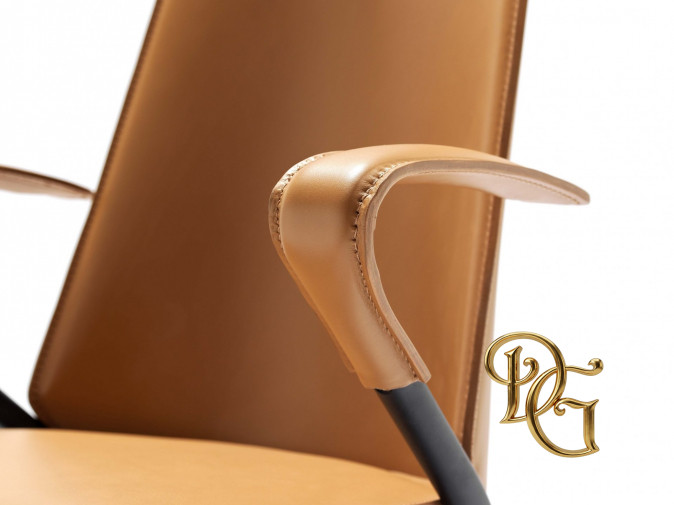 Кресло руководителя Luna Abw