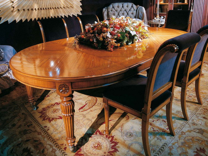 Стол обеденный 677