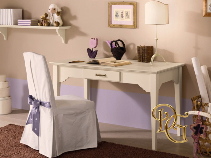 Стол письменный Butterfly