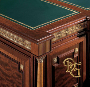 Стол письменный Tudor