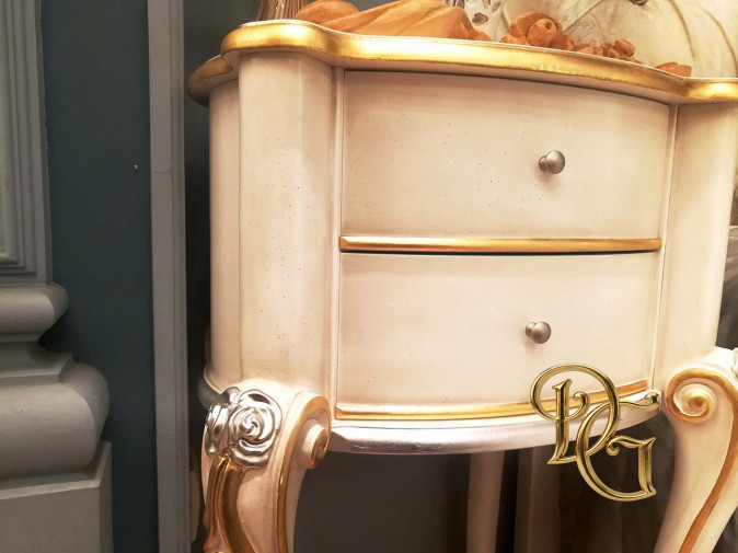 Тумбочка Lucrezia