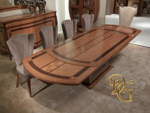 Стол обеденный Charme