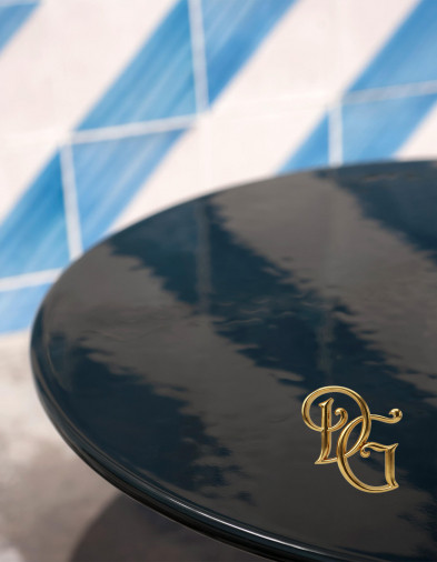 Столик журнальный Root