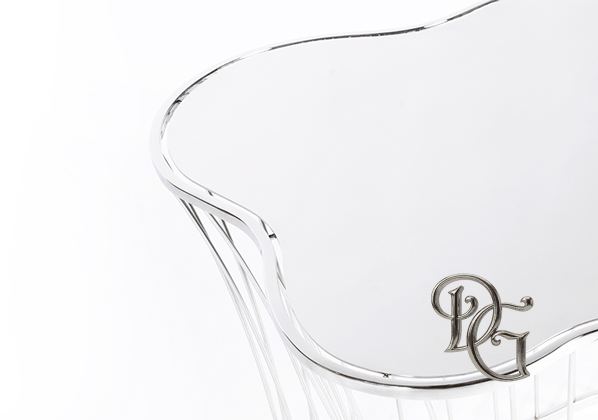 Столик журнальный Plaza