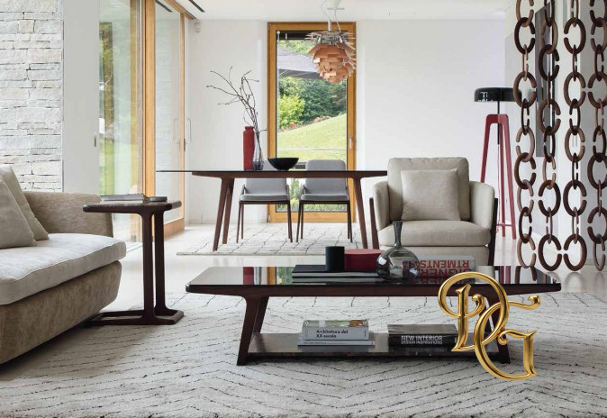 Столик журнальный Script