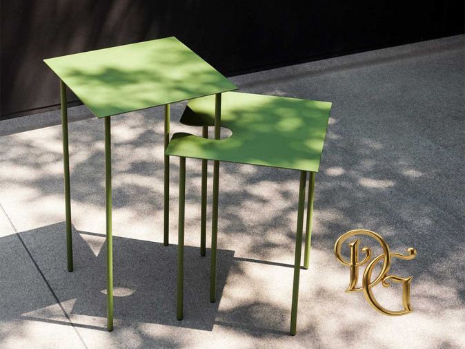 Столик журнальный Softer Than Steel