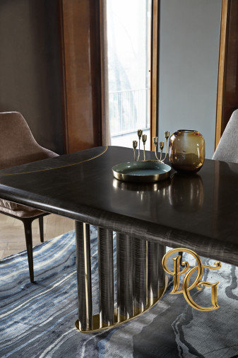 Стол обеденный Oliver