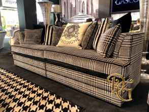 Диван The Crescent (3,5 Seater)