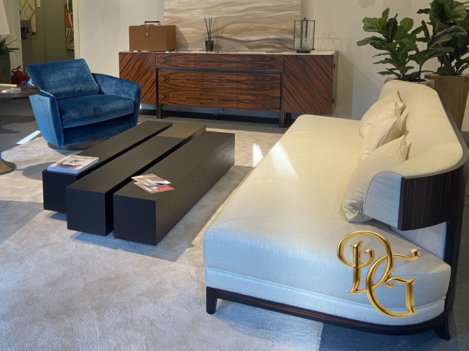 Столик журнальный Courchevel