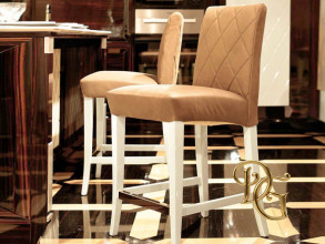 Барный стул 18.92