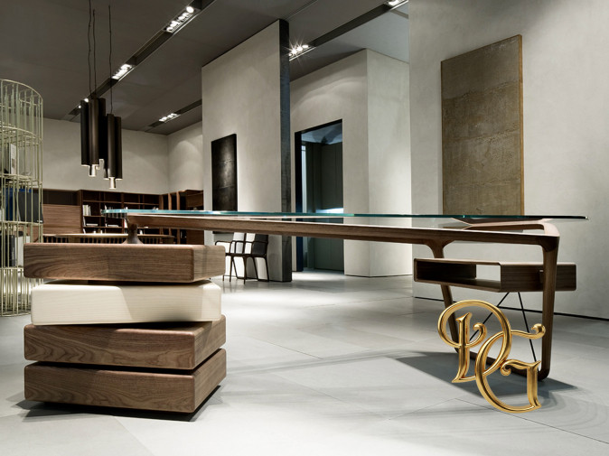 Стол письменный Omaggio