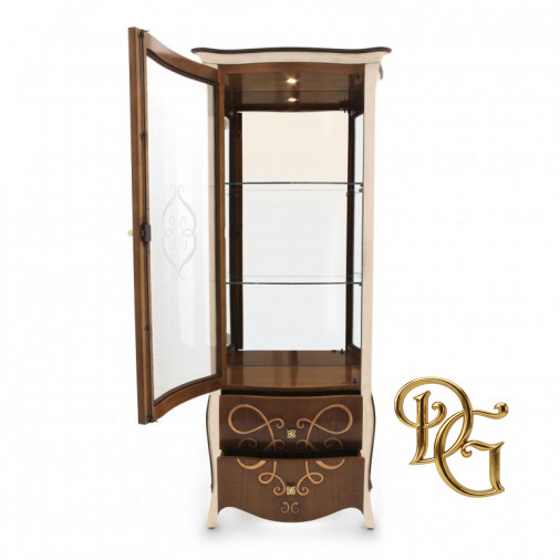 Витрина Butterfly