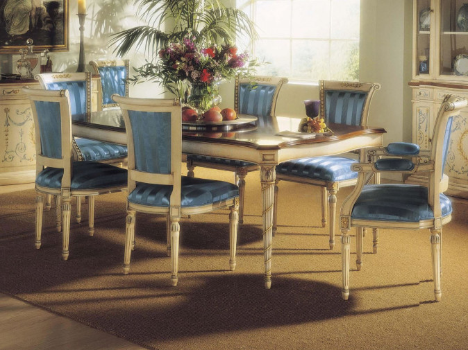 Стол обеденный 18 Century Collection