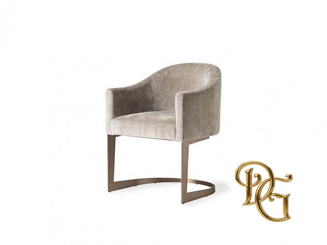 Стул Corinne White