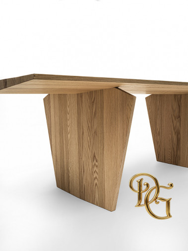 Стол обеденный Navalia