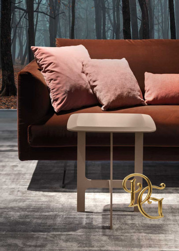 Столик журнальный Malmo