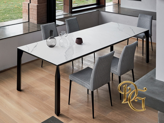 Стол обеденный Mirage