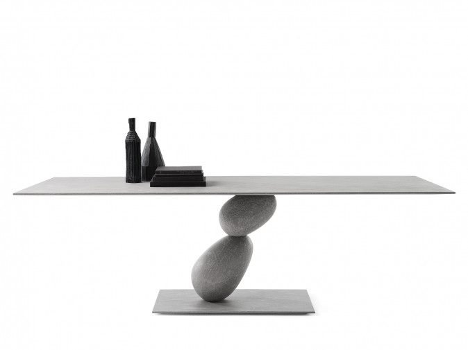 Стол обеденный Matera