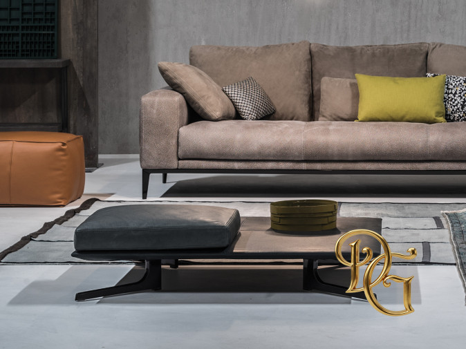 Столик журнальный Aida