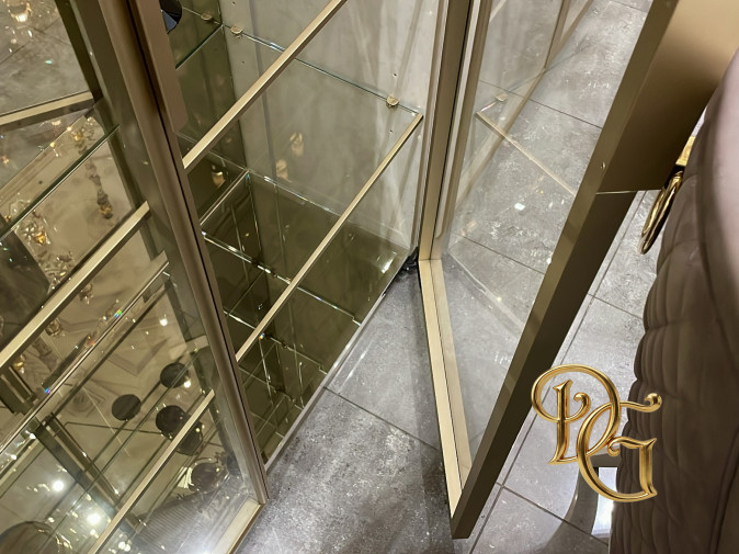 Витрина Ulysse