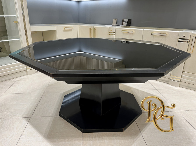 Стол обеденный 22.89 Nero