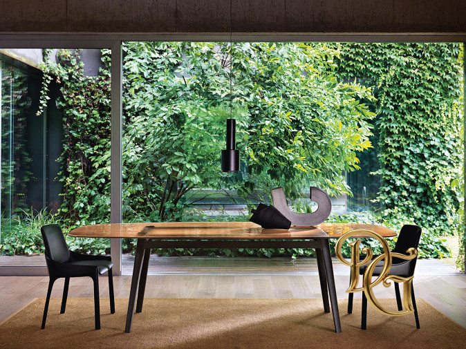 Стол обеденный Magma