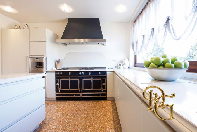 Кухня Duchessa White